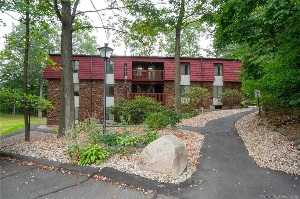 10 Woodsedge Dr unit 4C, Newington, CT 06111 - photo 1