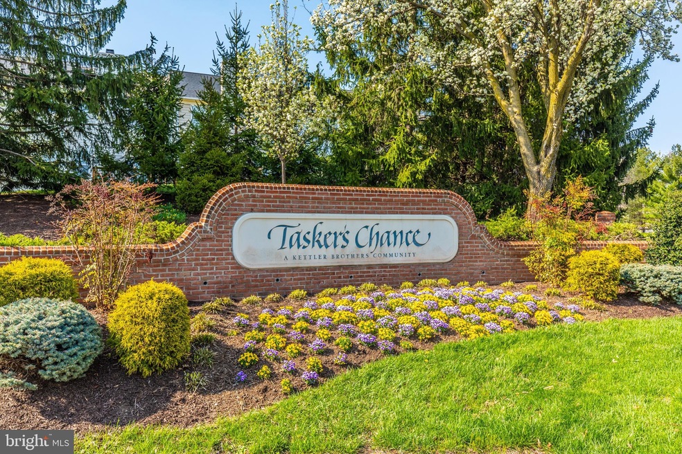 1001 Eastbourne Ct, Frederick, MD 21702 - photo 1