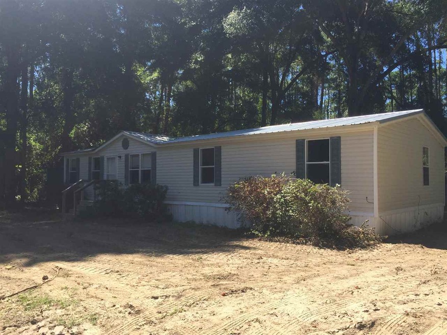 37 Powhatan St, Crawfordville, FL 32327 - photo 1