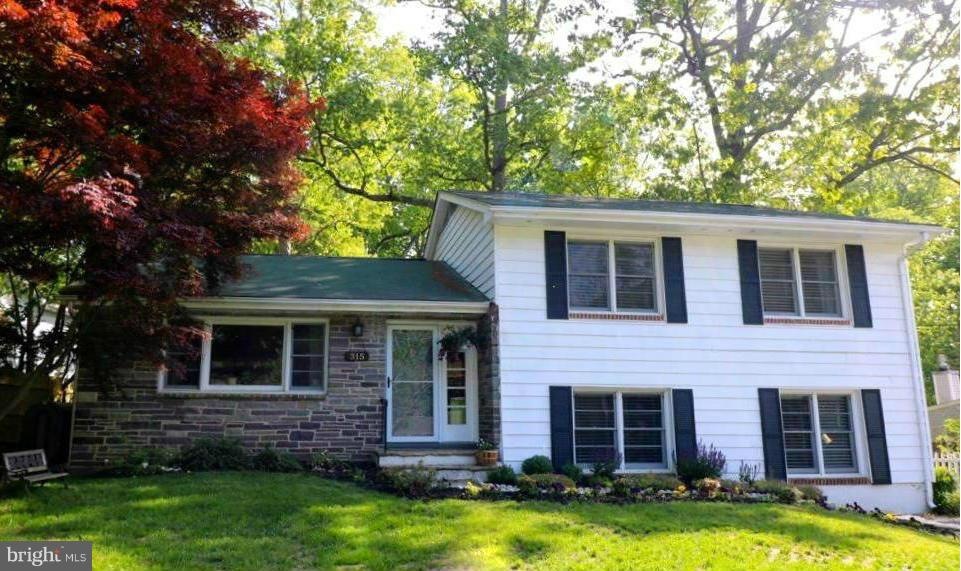 315 Cedar Ln, Annapolis, MD 21403 - photo 1