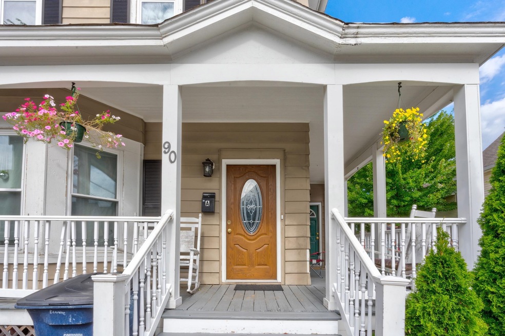 90 Palm St, Nashua, NH 03060 - photo 1