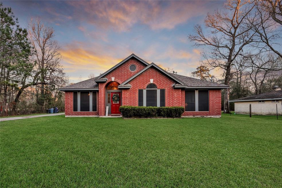 26902 Cherokee Ln, Magnolia, TX 77354 - photo 1