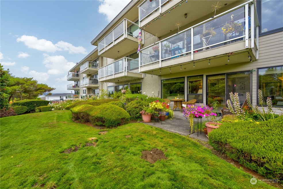1414 9th Ave N unit 104, Edmonds, WA 98020 - photo 1