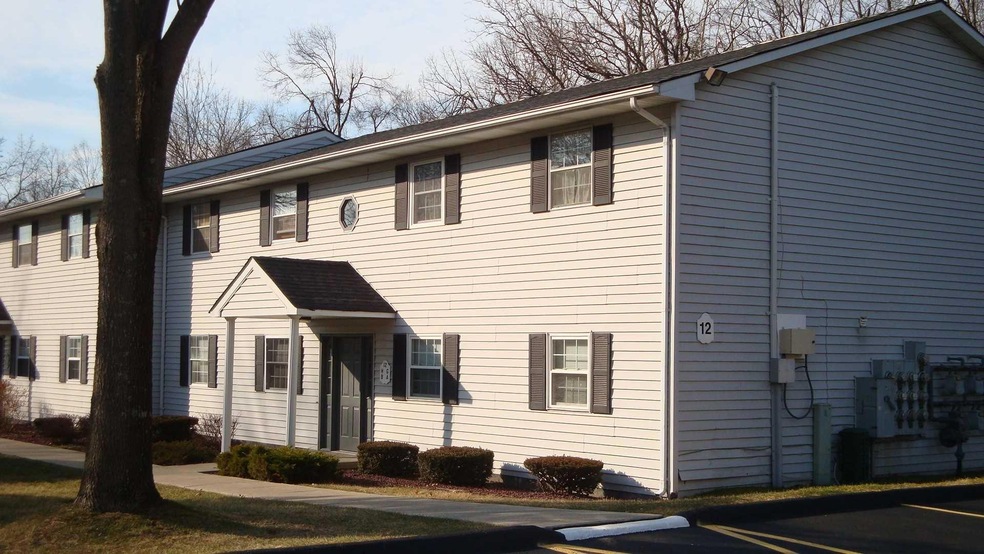 12 Field Ct unit 12A, Fishkill, NY 12524 - photo 1