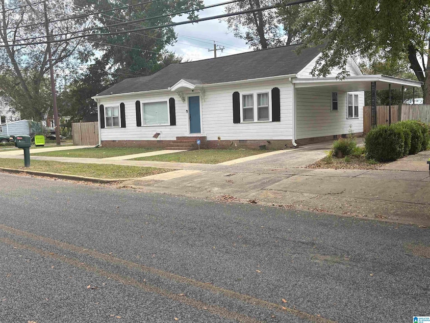 5 W Walnut St, Sylacauga, AL 35150 - photo 1