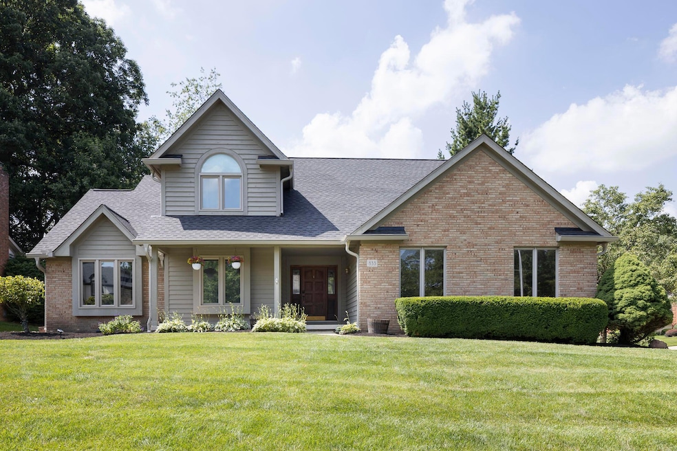 833 Moon Glow Court-01