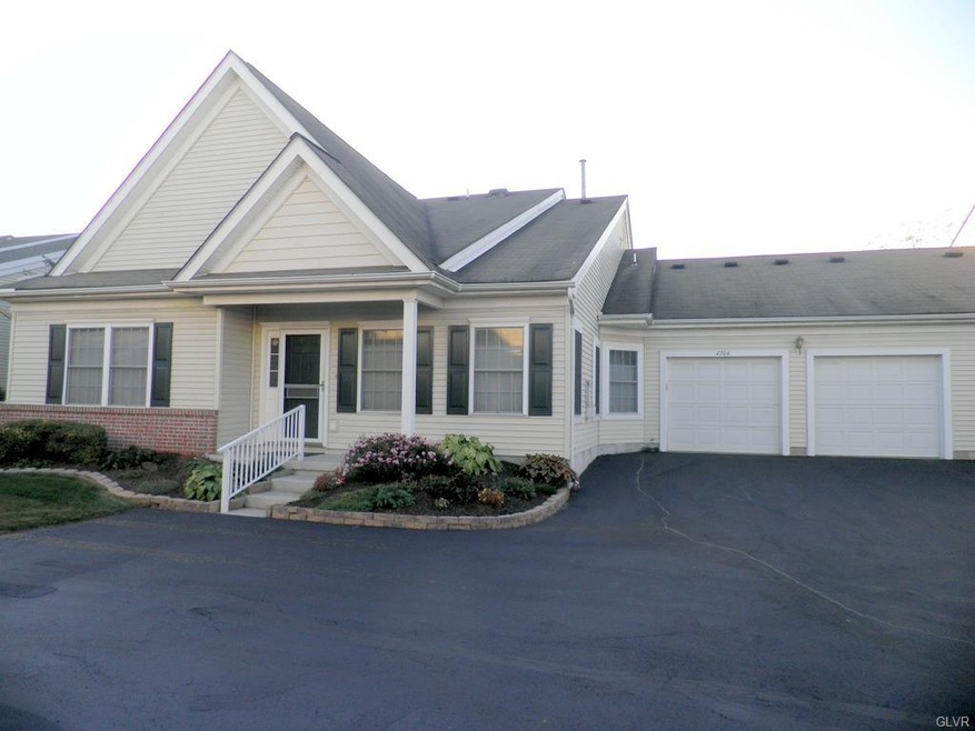4704 Horseshoe Trail unit 39, Macungie, PA 18062 - photo 1