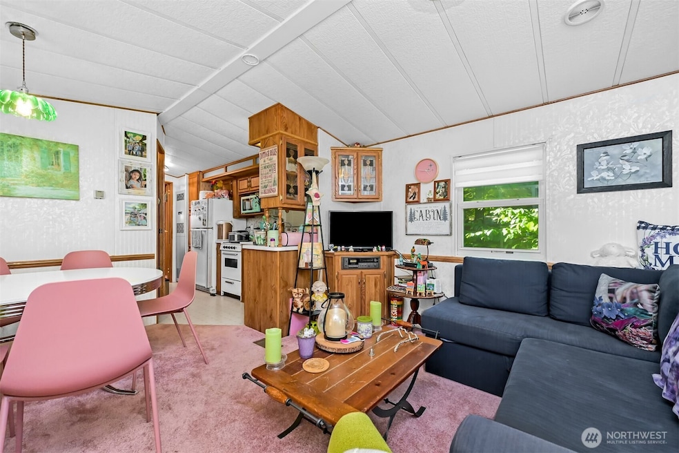 2026 Dogwood Dr, Sumas, WA 98295 - photo 1