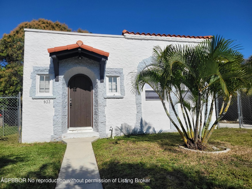 933 37th St, West Palm Beach, FL 33407 - photo 1