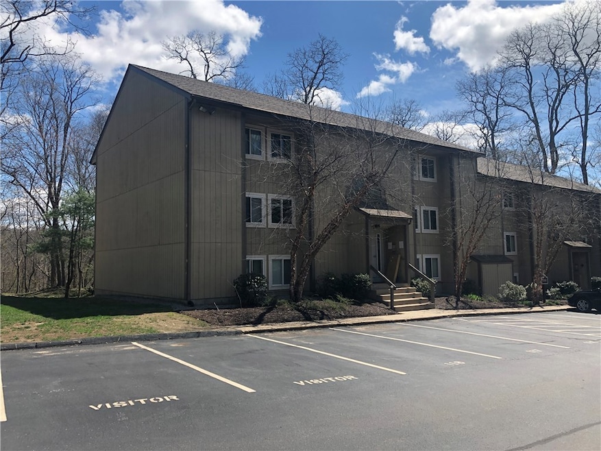 400 New River Rd unit 709, Manville, RI 02838 - photo 1