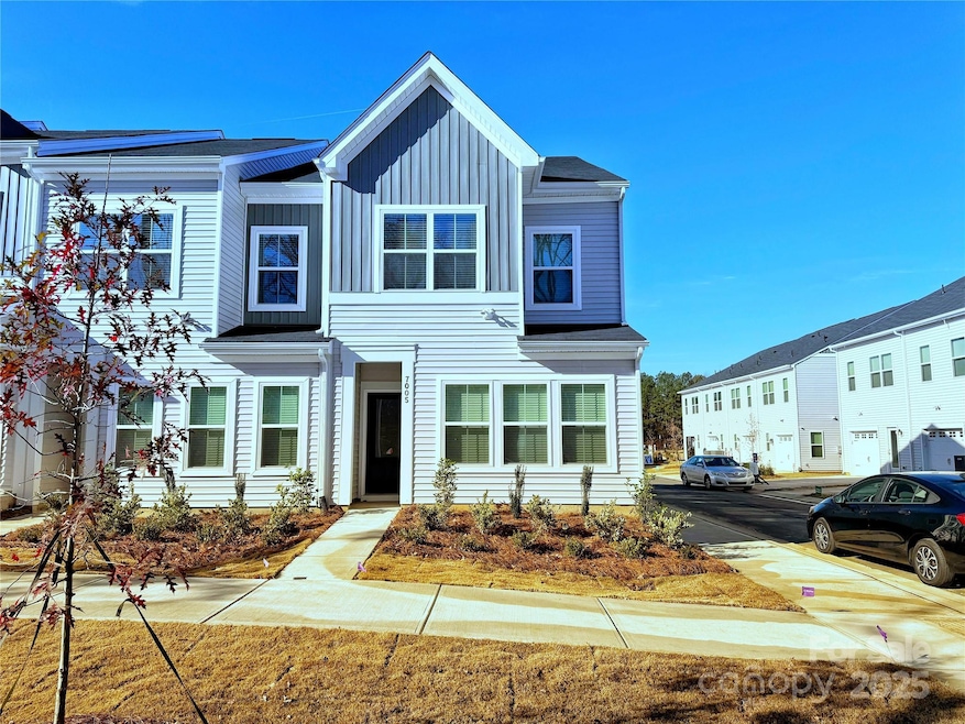 7005 Alpharetta Ave unit 20, Charlotte, NC 28216 - photo 1