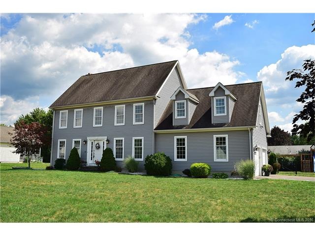 Gorgeous young colonial set on quiet street