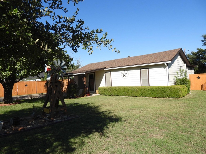 924 Bourland Dr, Fort Worth, TX 76108 - photo 1