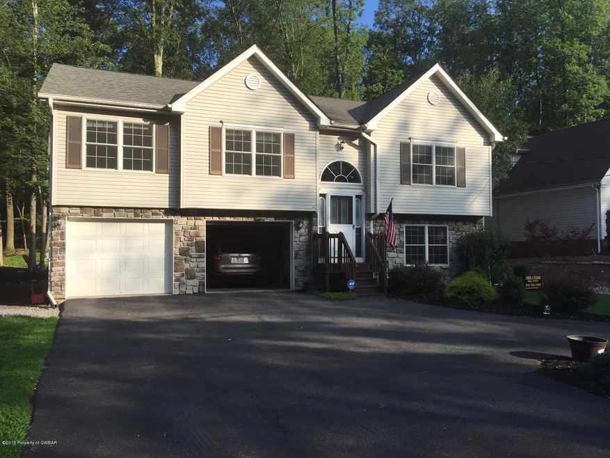 263 4 Seasons Dr, Drums, PA 18222 - photo 1