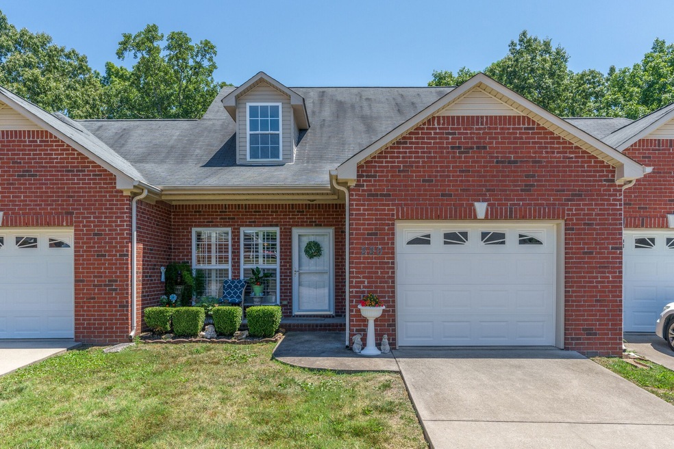 220 Johnstone Dr, Dickson, TN 37055 - photo 1