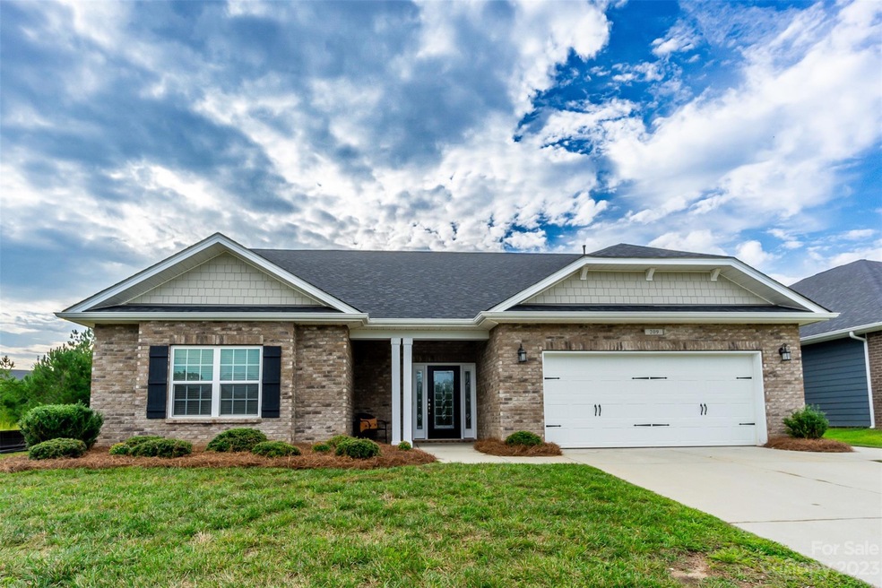 209 Wedge View Way, Statesville, NC 28677 - photo 1