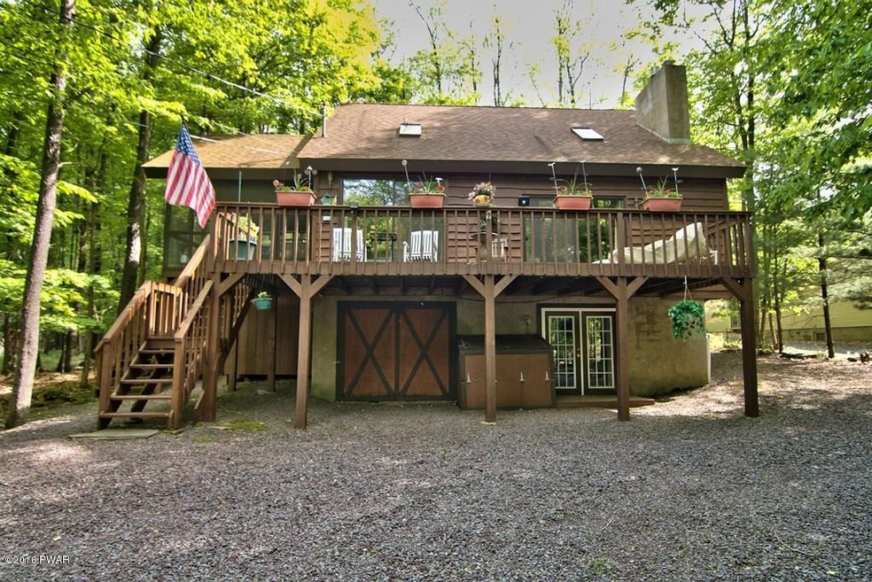 456 Lakewood Dr, Hamlin, PA 18427 - photo 1