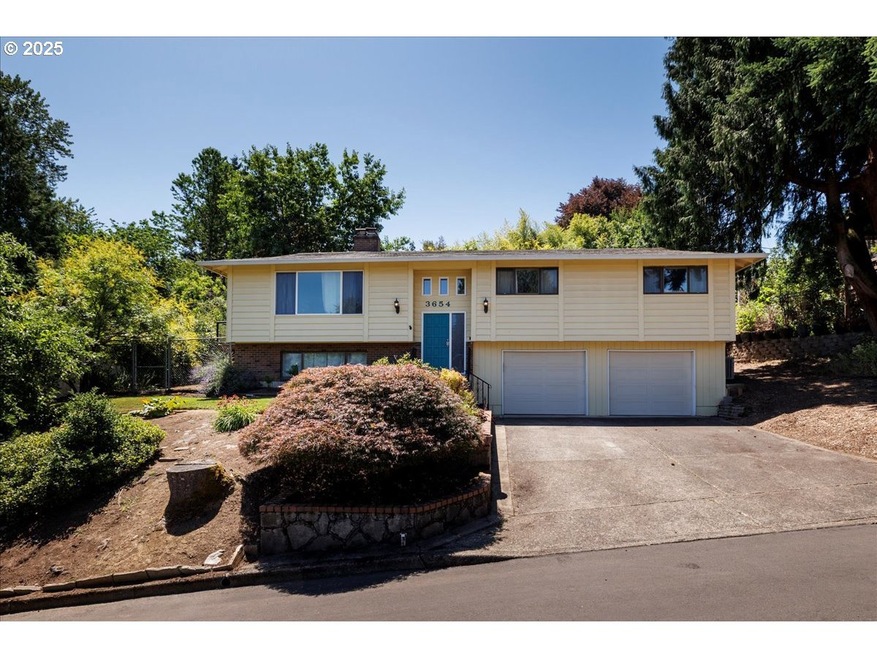 3654 SE Grogan Ave, Milwaukie, OR 97222 - photo 1