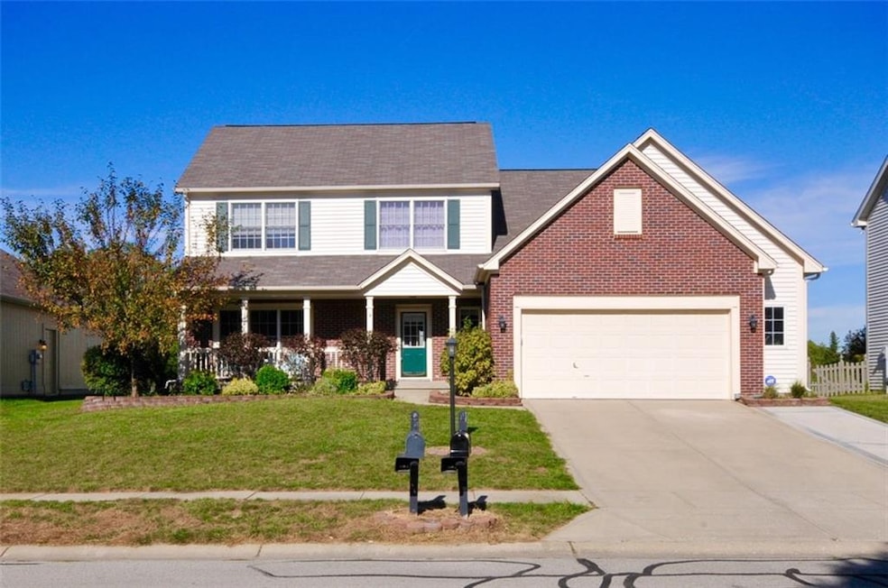 12086 Flagstone Dr, Fishers, IN 46037 - photo 1