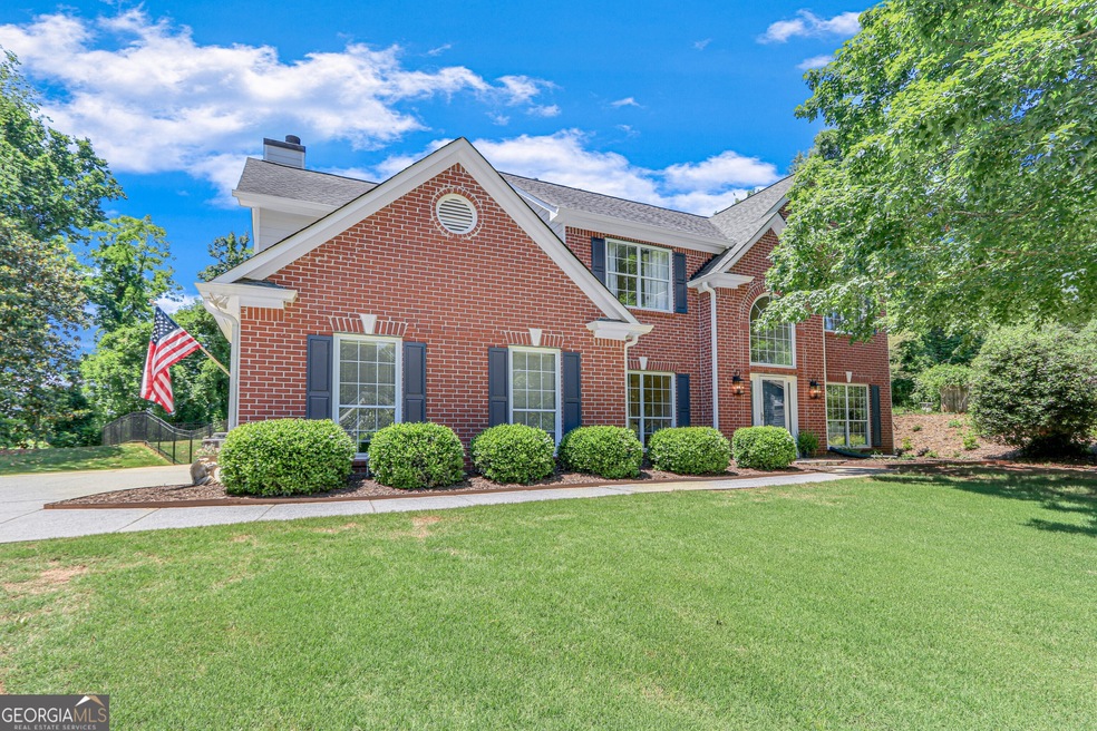 6212 Tallwoods Ct, Flowery Branch, GA 30542 - photo 1