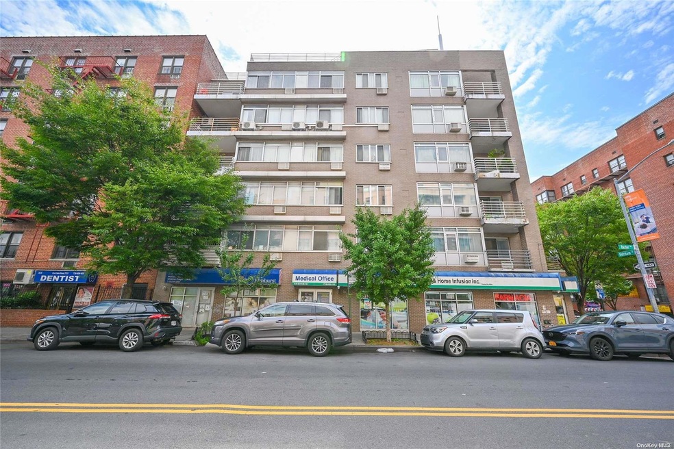 81-06 Baxter Ave unit 4B, Elmhurst, NY 11373 - photo 1