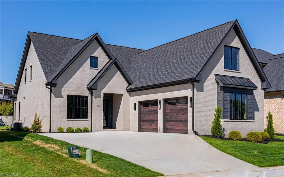 1193 Maple Chase Ln, Winston-Salem, NC 27106 - photo 1