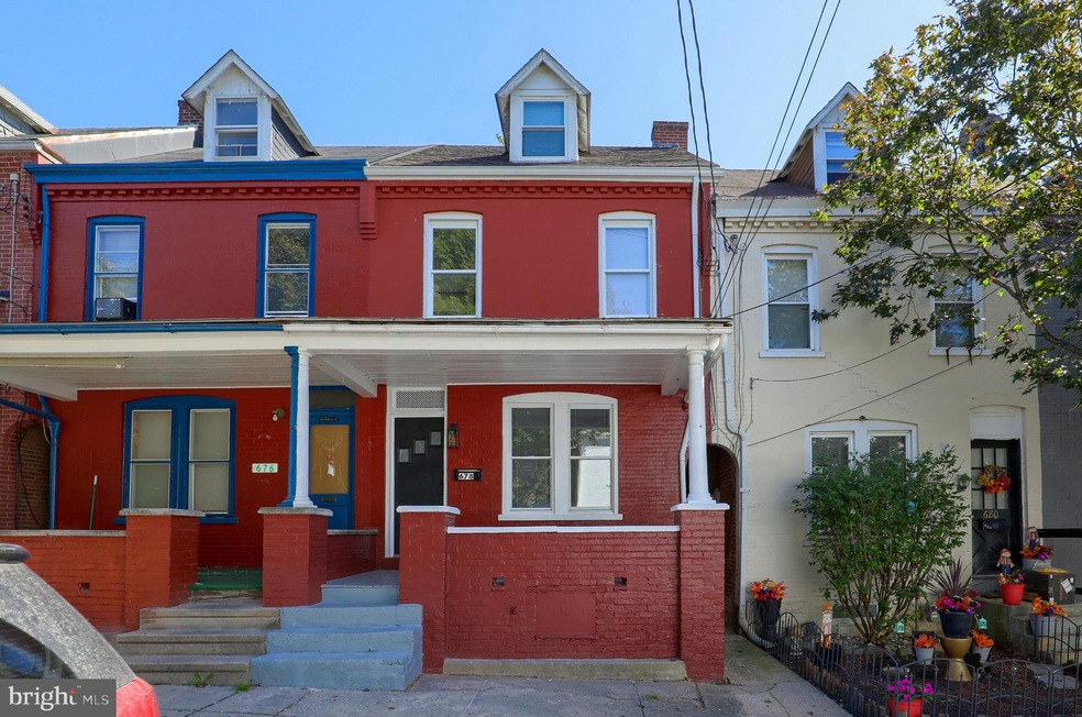 678 Hebrank St, Lancaster, PA 17603 - photo 1