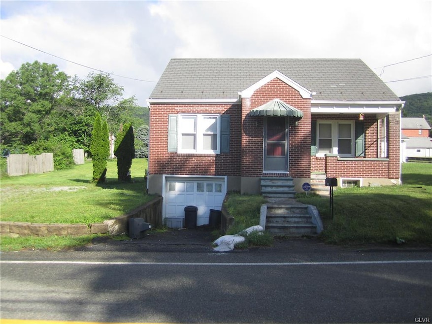 1499 2nd St, Pen Argyl, PA 18072 - photo 1