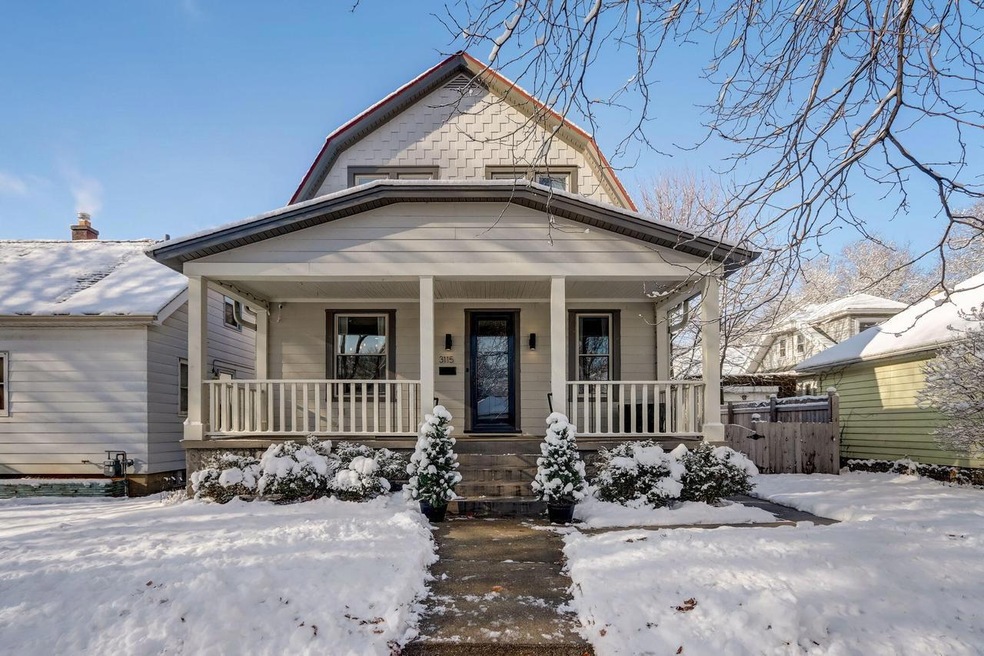 4-web-or-mls- S Pine Ave-004