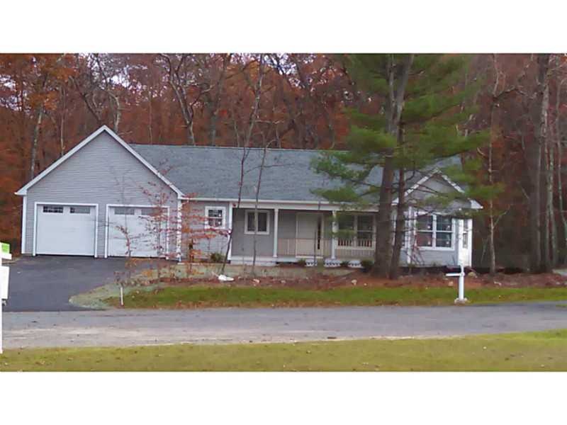 96 Cyrus Ct, West Kingston, RI 02892 - photo 1