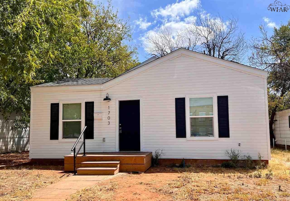 1703 Polk St, Wichita Falls, TX 76309 - photo 1