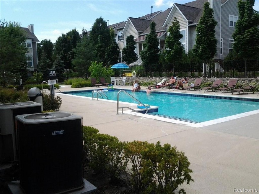 pool.jpg