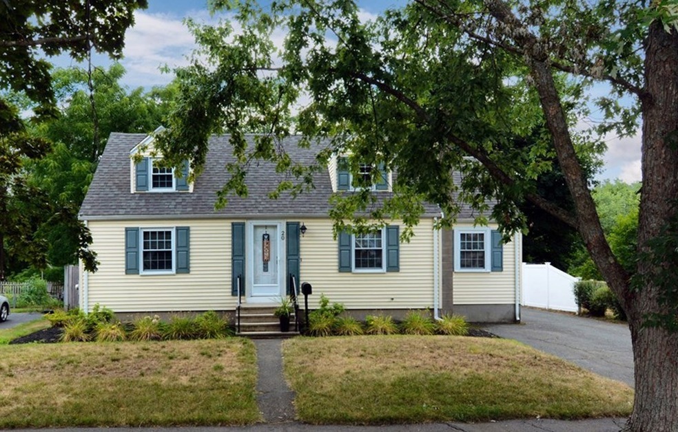 20 Loris Rd, Danvers, MA 01923 - photo 1