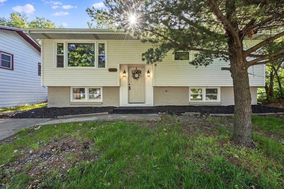 2223 Chase St, Gary, IN 46404 - photo 1