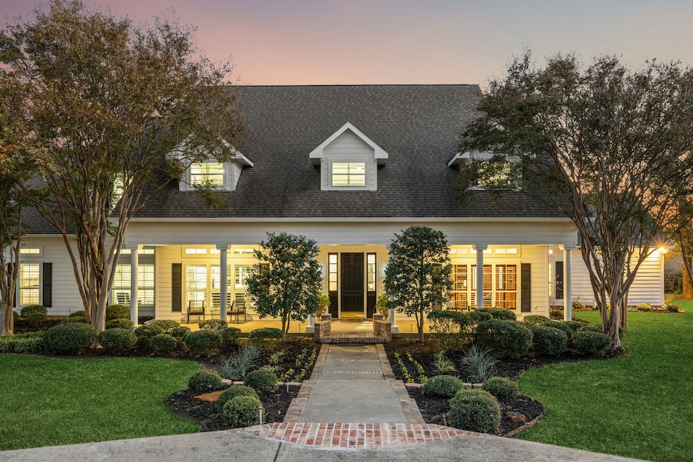 For Sale $1,899,000 • Co-Listing Agent