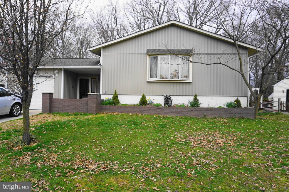 604 S Brownleaf Rd, Newark, DE 19713 - photo 1