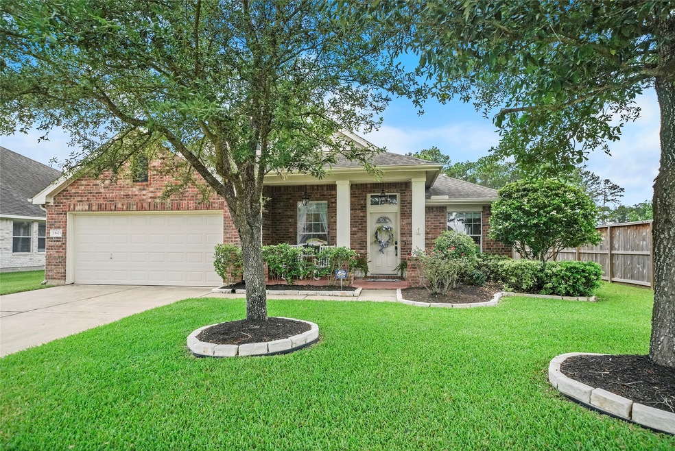 Welcome to 18623 Oxenberg Manor Lane!