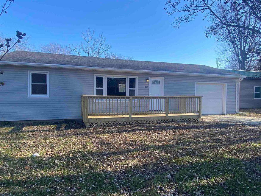 1065 N Jackson St, Andrews, IN 46702 - photo 1