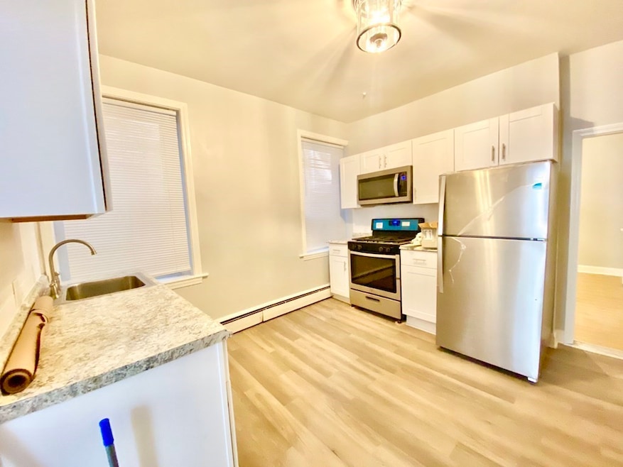 84 N Margin St unit 1, Boston, MA 02113 - photo 1