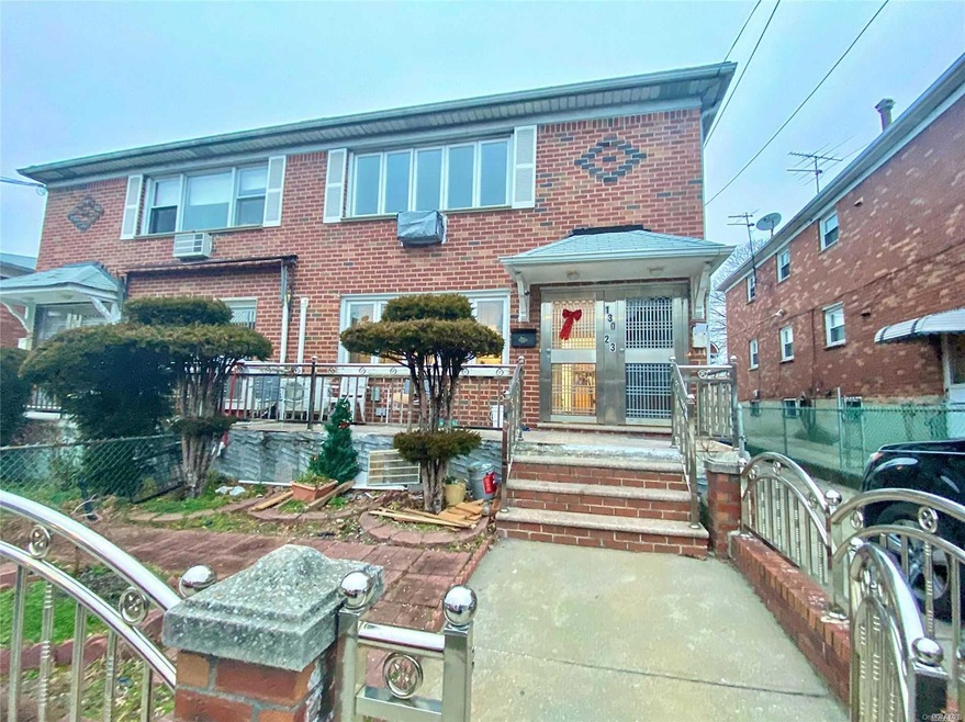 130-23 60th Ave unit 2 fl, Flushing, NY 11355 - photo 1