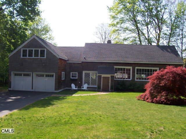 8 Appletree Ln, Darien, CT 06820 - photo 1