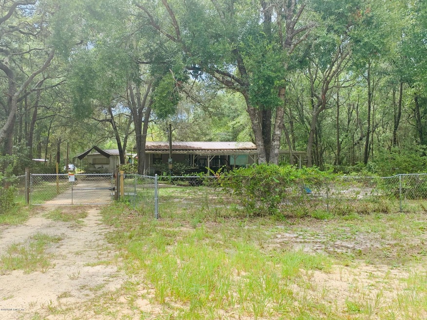 821 Del Monaco Ave, Interlachen, FL 32148 - photo 1