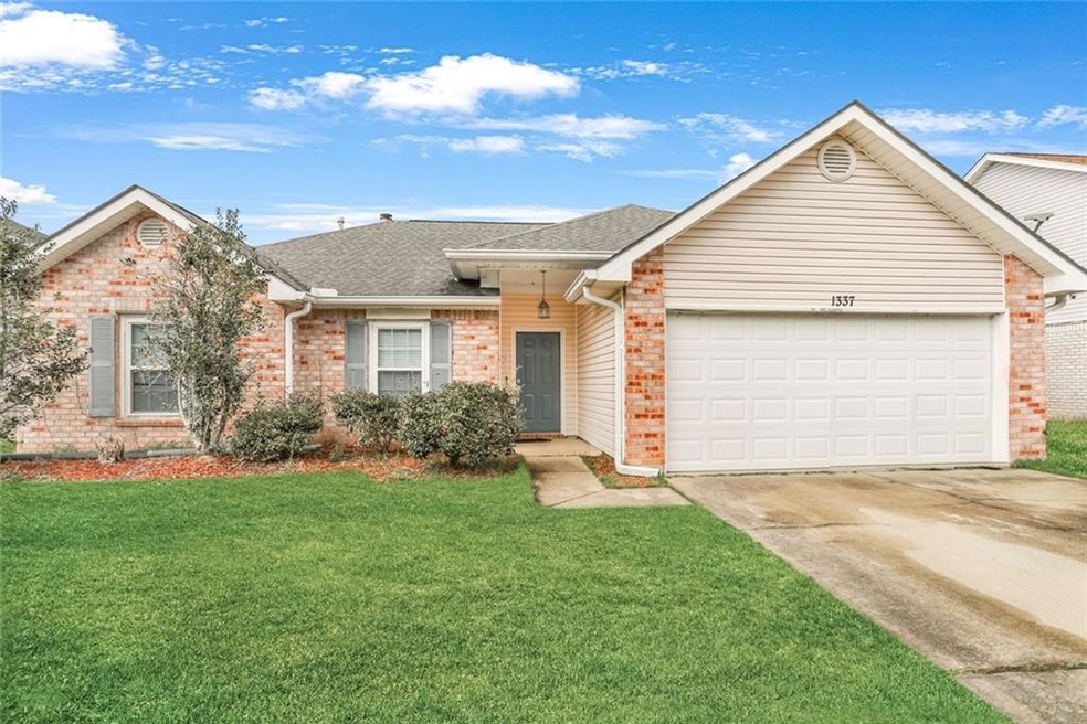 1337 Denmark Ct, Slidell, LA 70461 - photo 1
