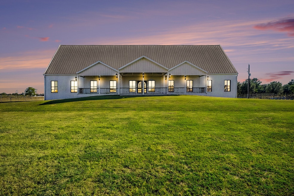 1200 Davenport Pkwy, Rosharon, TX 77583 - photo 1