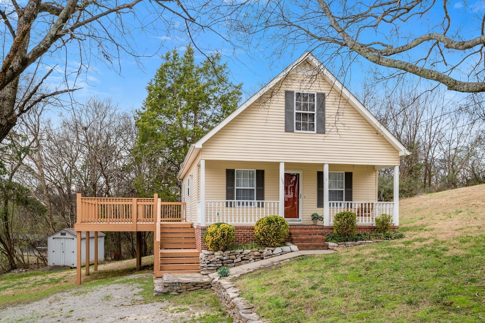 186 Tyne Rd, Shelbyville, TN 37160 - photo 1