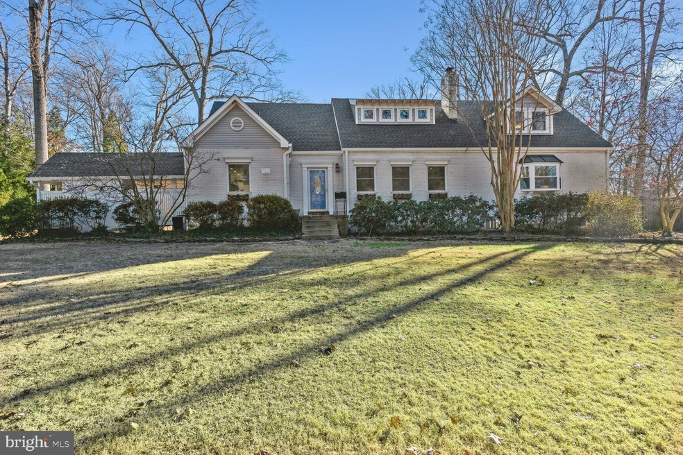 3315 Highland Ln, Fairfax, VA 22031 - photo 1