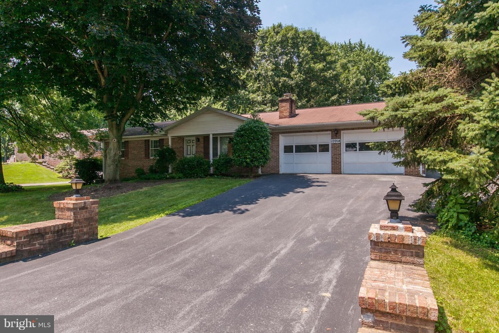 13914 Eden Dr, Hagerstown, MD 21742 - photo 1