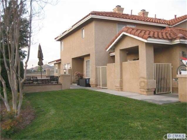 Front leftside of house