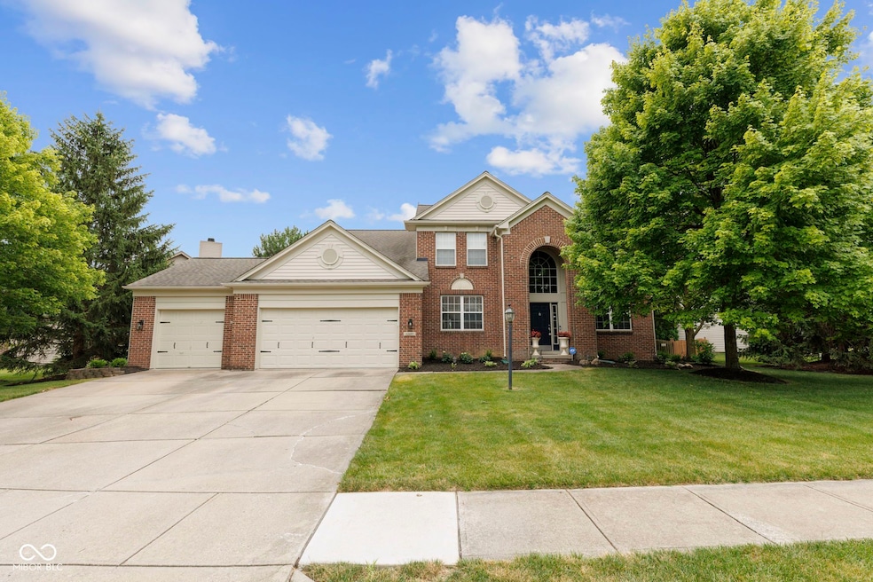 12157 Flagstone Dr, Fishers, IN 46037 - photo 1
