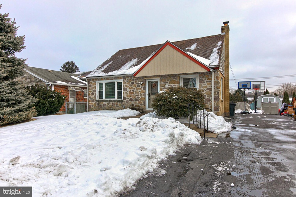 113 Walnut Hill Ln, Havertown, PA 19083 - photo 1